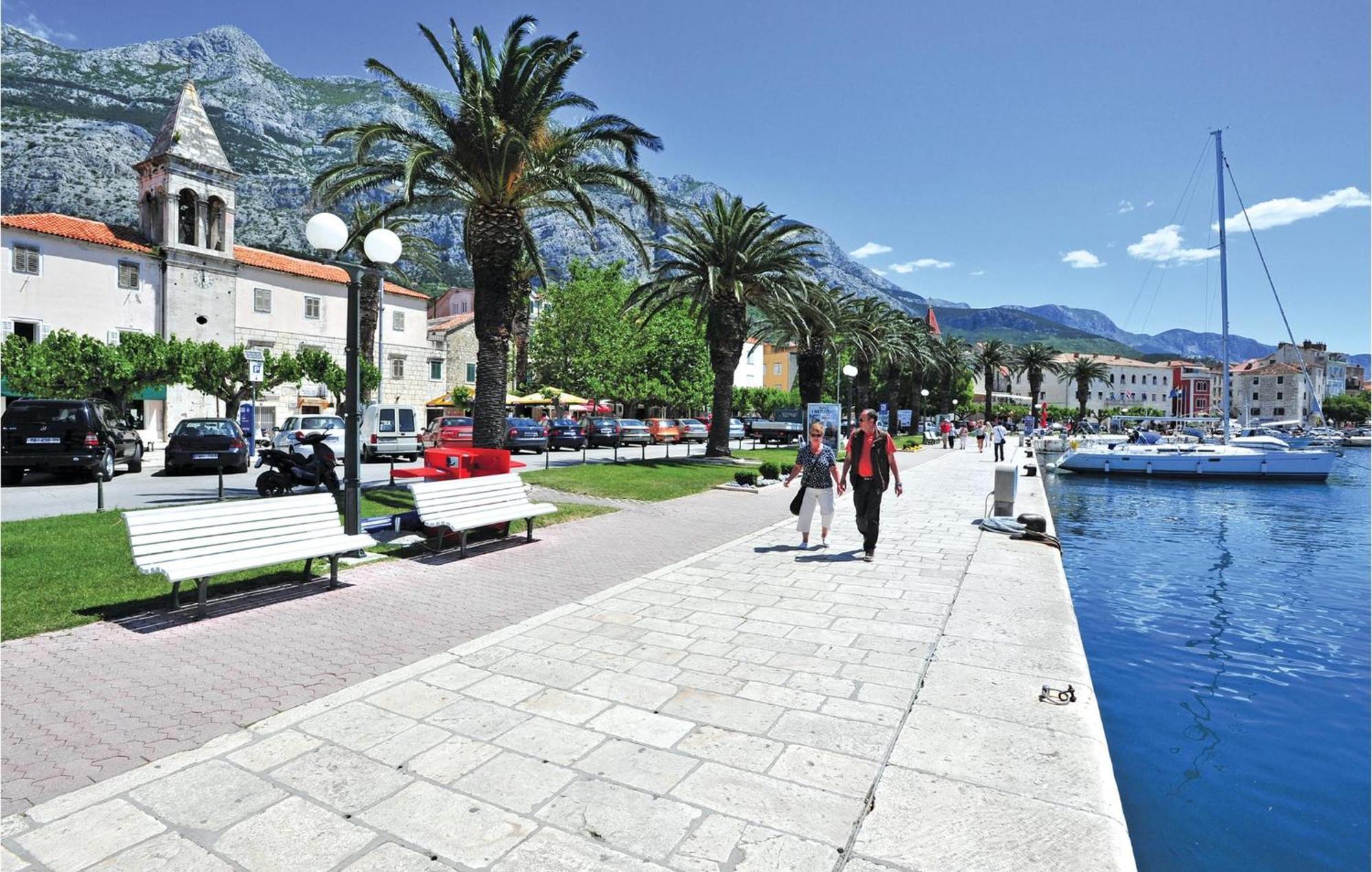 Amazing Apartment In Makarska With Wifi Экстерьер фото